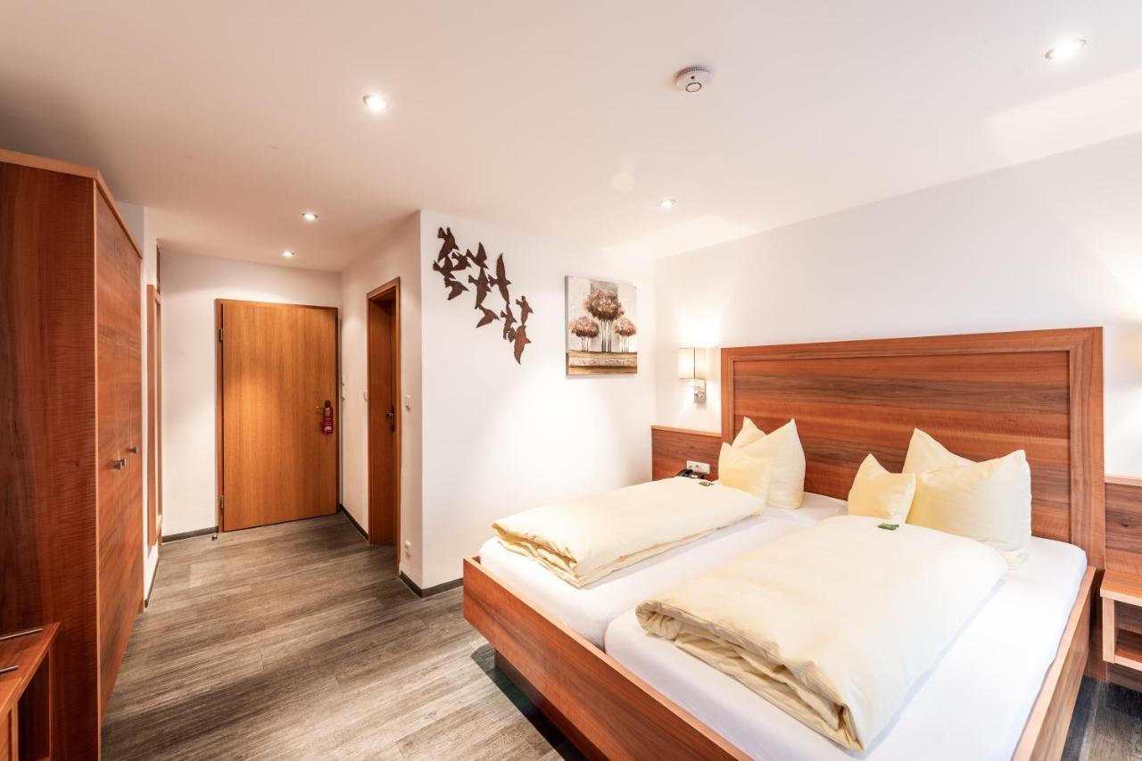 Hotel Ariadne روزنهايم المظهر الخارجي الصورة