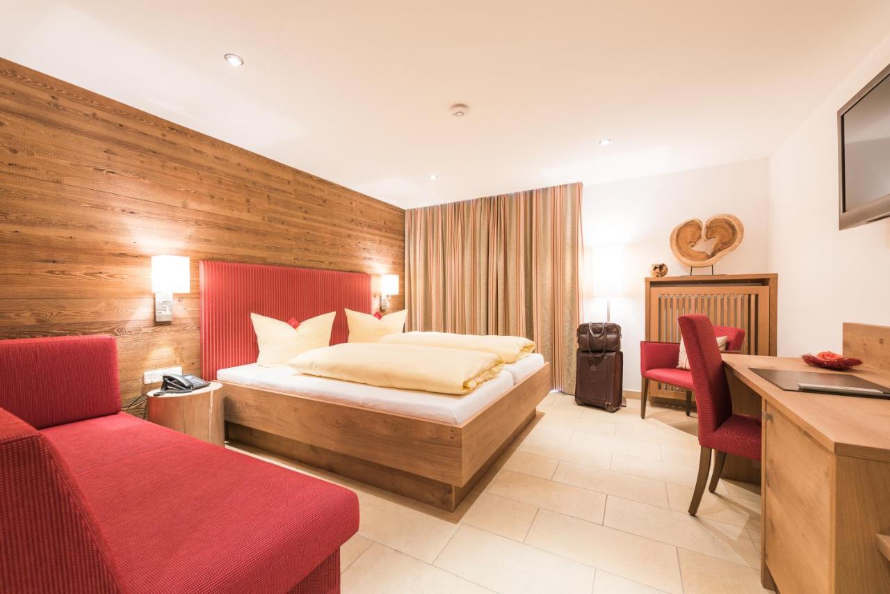 Hotel Ariadne روزنهايم المظهر الخارجي الصورة